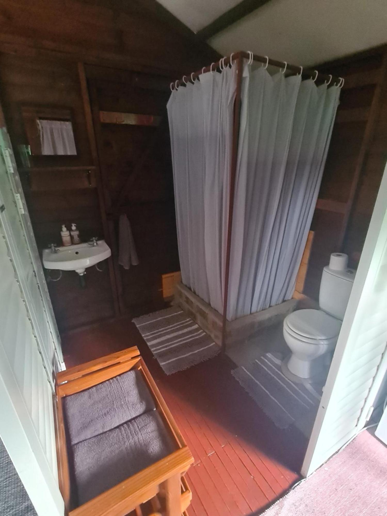 فندق The Old Cabin كولينان المظهر الخارجي الصورة