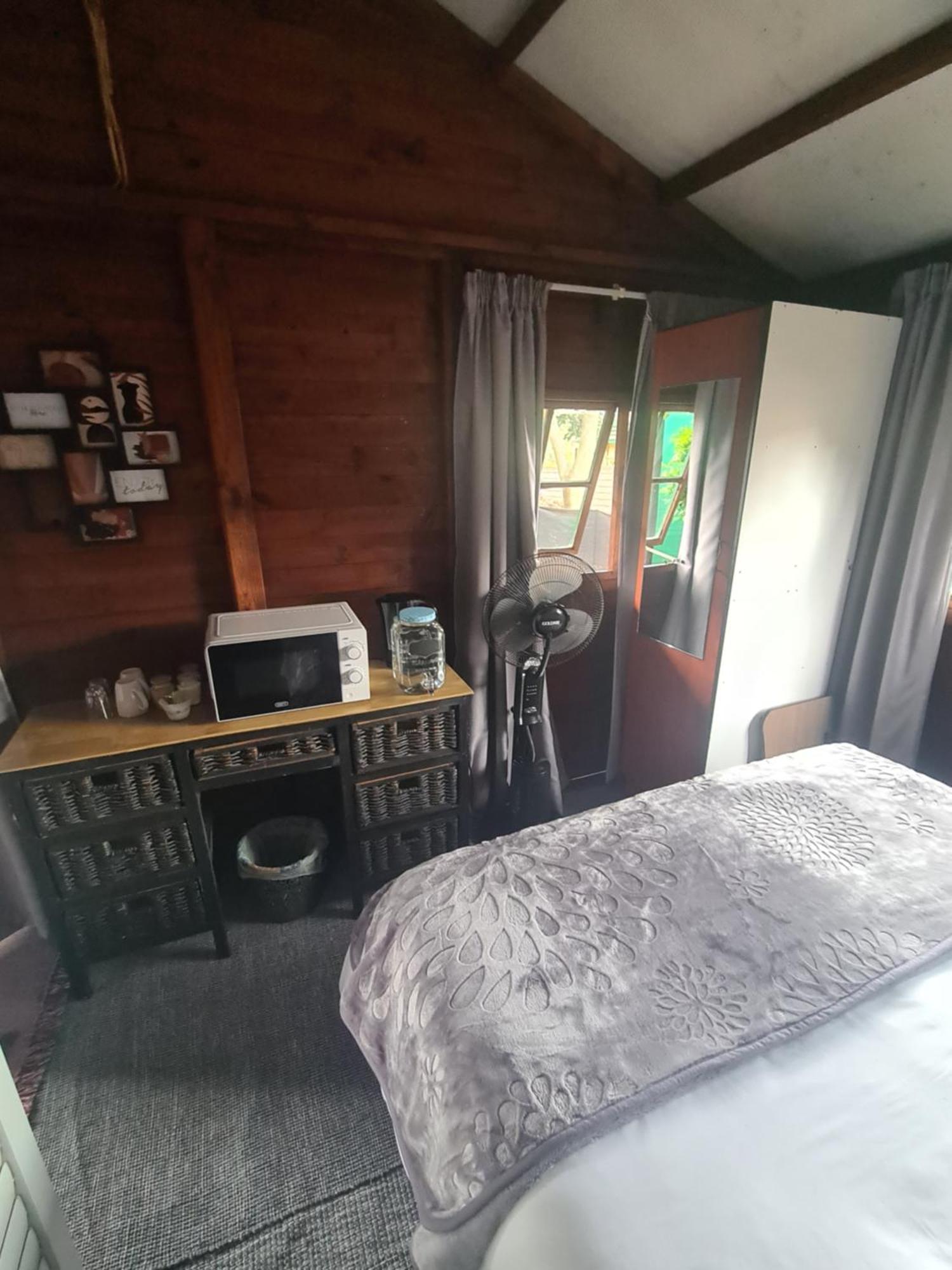 فندق The Old Cabin كولينان المظهر الخارجي الصورة
